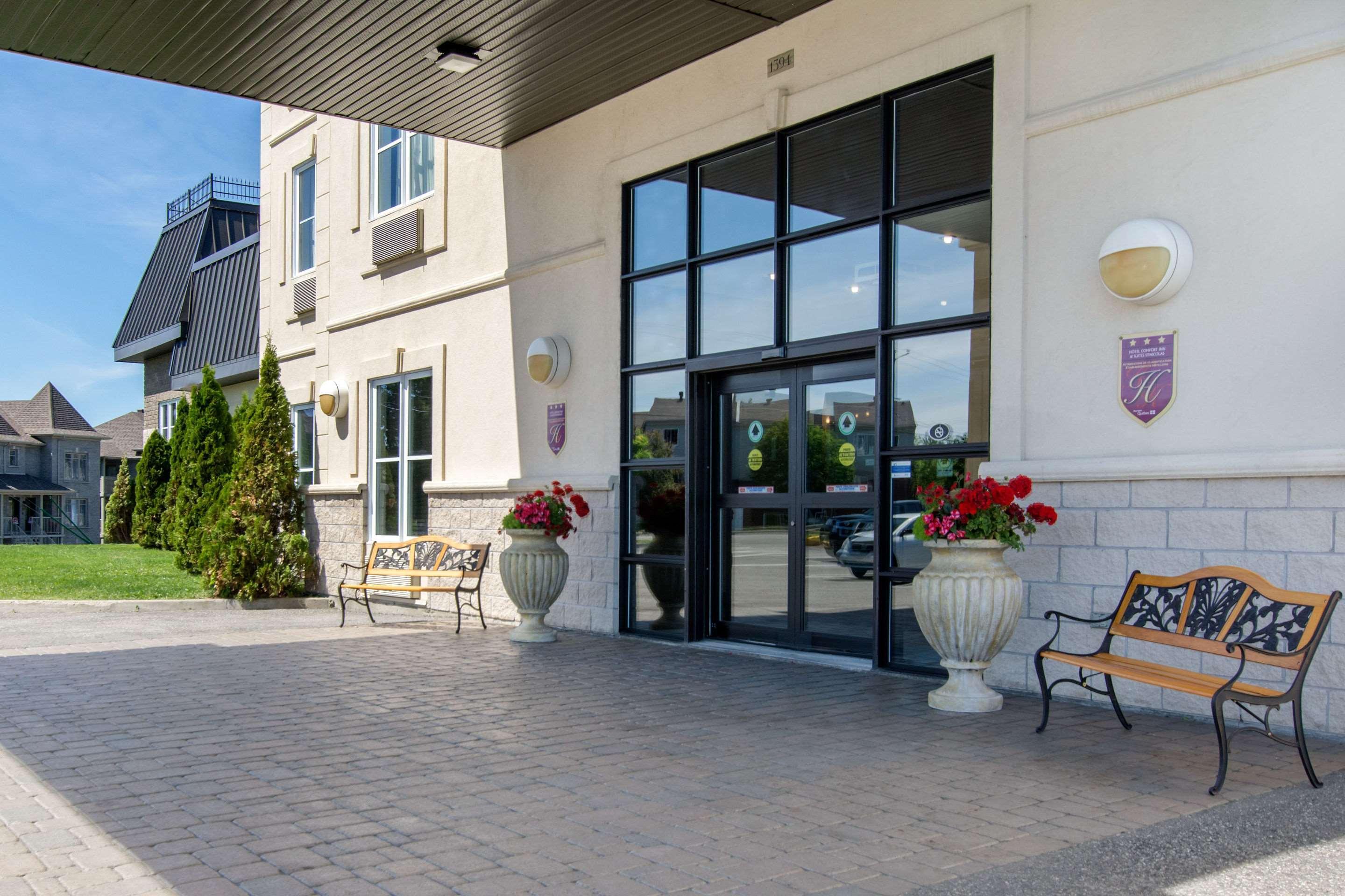 Comfort Inn & Suites Levis Exterior photo