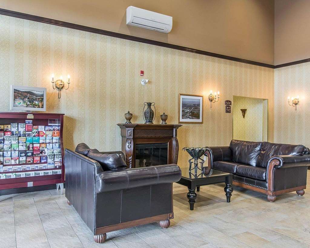 Comfort Inn & Suites Levis Interior photo